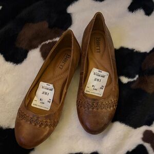 Born Brown Leather Women's Loafers